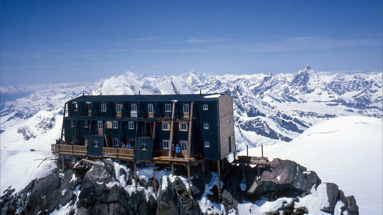 Il rifugio pi&ugrave; alto d&rsquo;Europa &egrave; italiano: viaggio alla Capanna Regina Margherita