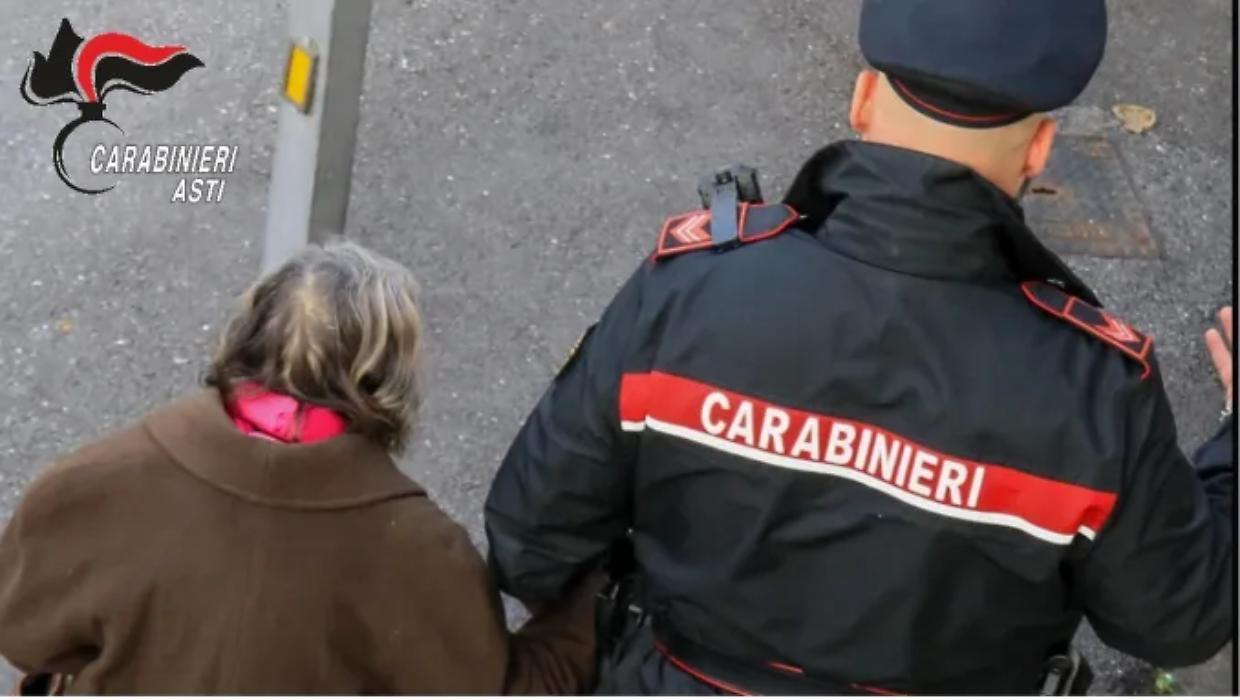 Monale, truffa da 35mila euro sventata allo sportello: Carabiniere fuori servizio ferma il raggiro