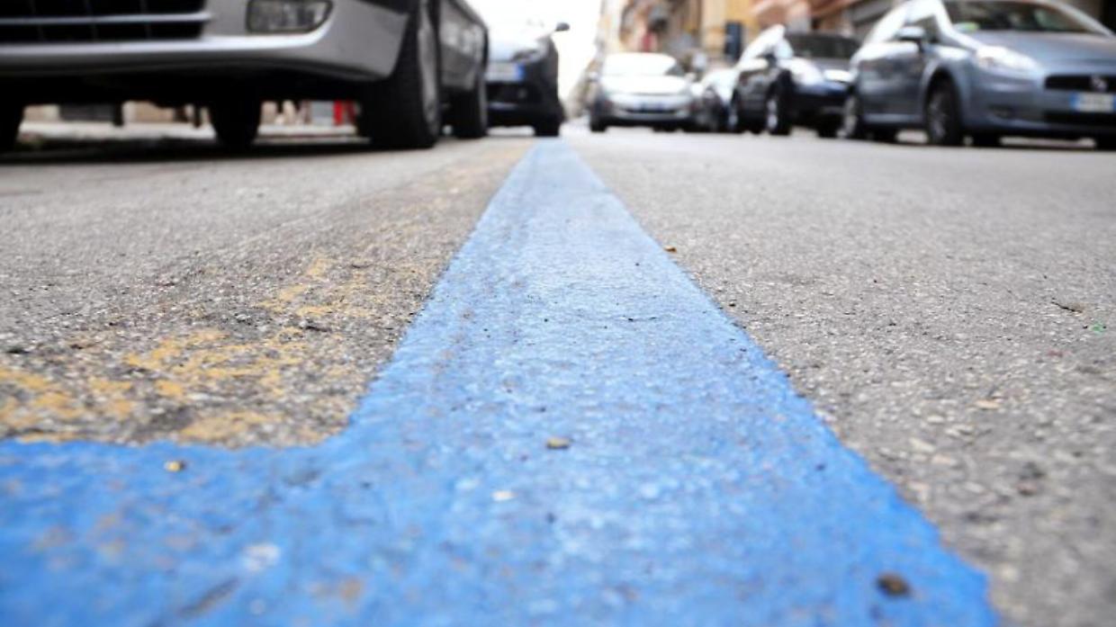 Torino, nuovi stalli a pagamento su viale Medaglie d&rsquo;Oro: misura temporanea per i lavori al Parco del Valentino