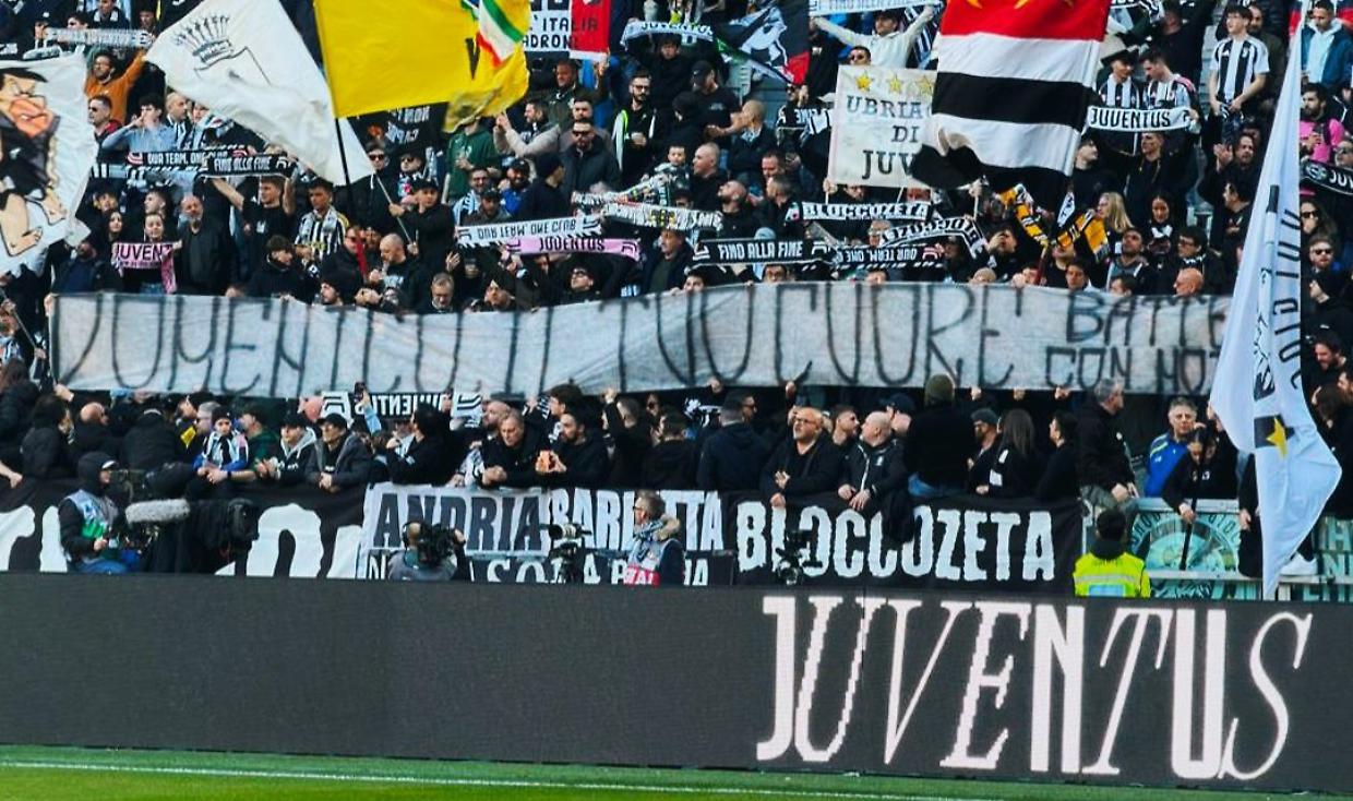 Juventus, striscione per Domenico: &ldquo;Il tuo cuore batte con noi&rdquo;