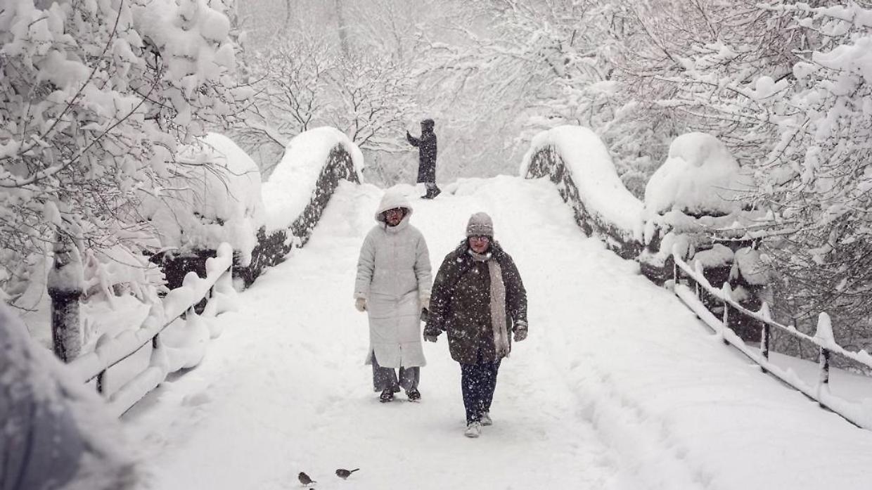 New York sotto la neve: per un po&rsquo; dovremo rimandare i viaggi