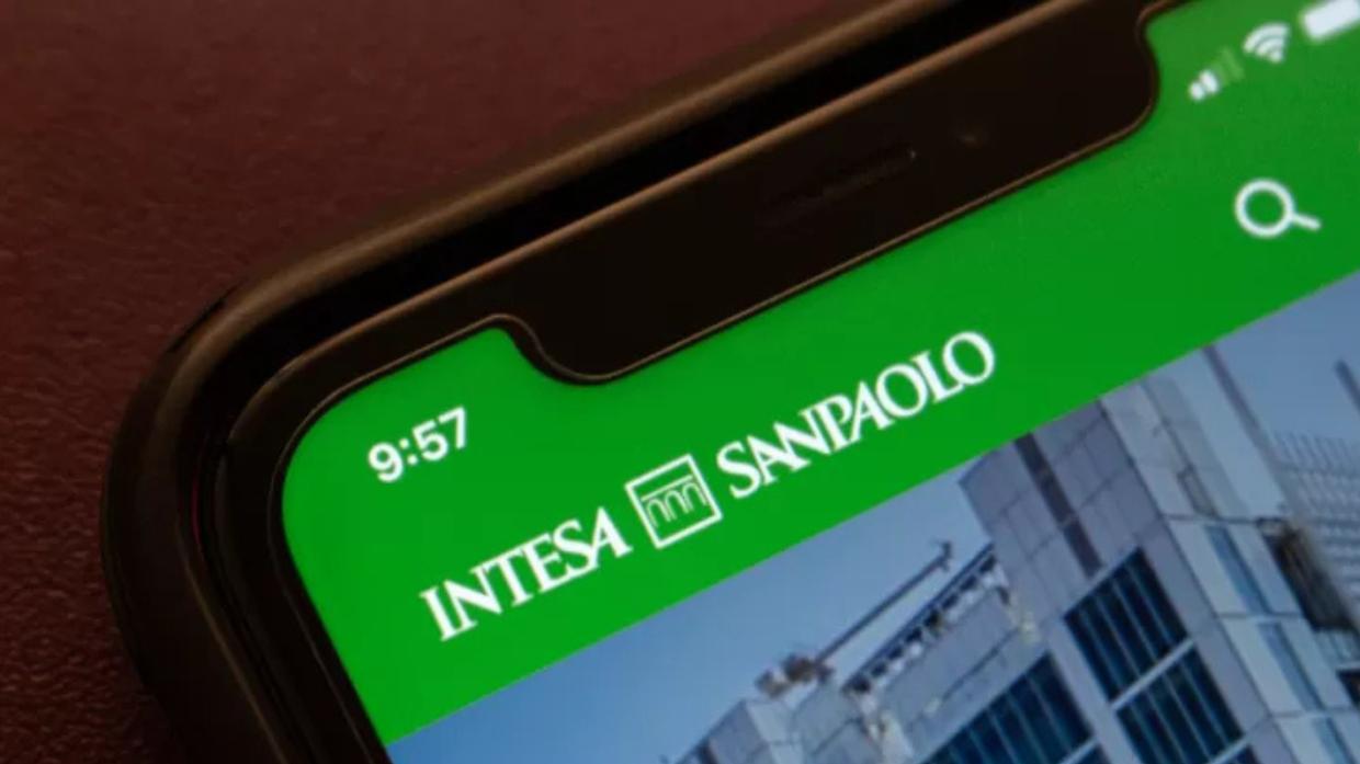 Intesa Sanpaolo, down dei servizi online nel pomeriggio di oggi