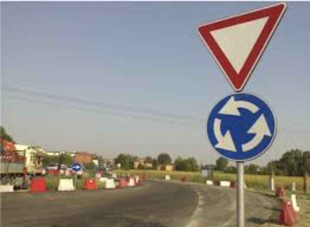 Via libera alla rotatoria del Gallo: pi&ugrave; sicurezza tra Alba e Grinzane Cavour