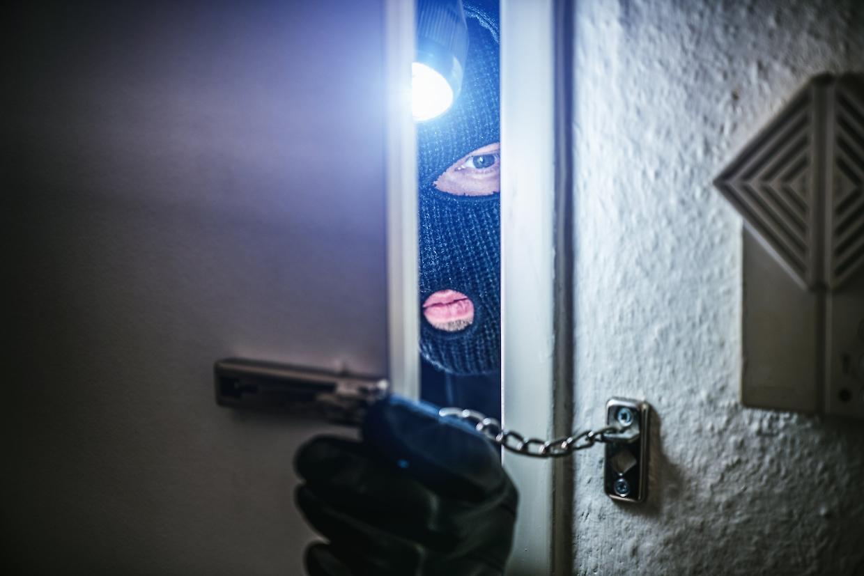 Allarme furti a Cuorgn&egrave;, ladri in azione nelle frazioni di Salto e Roncasso