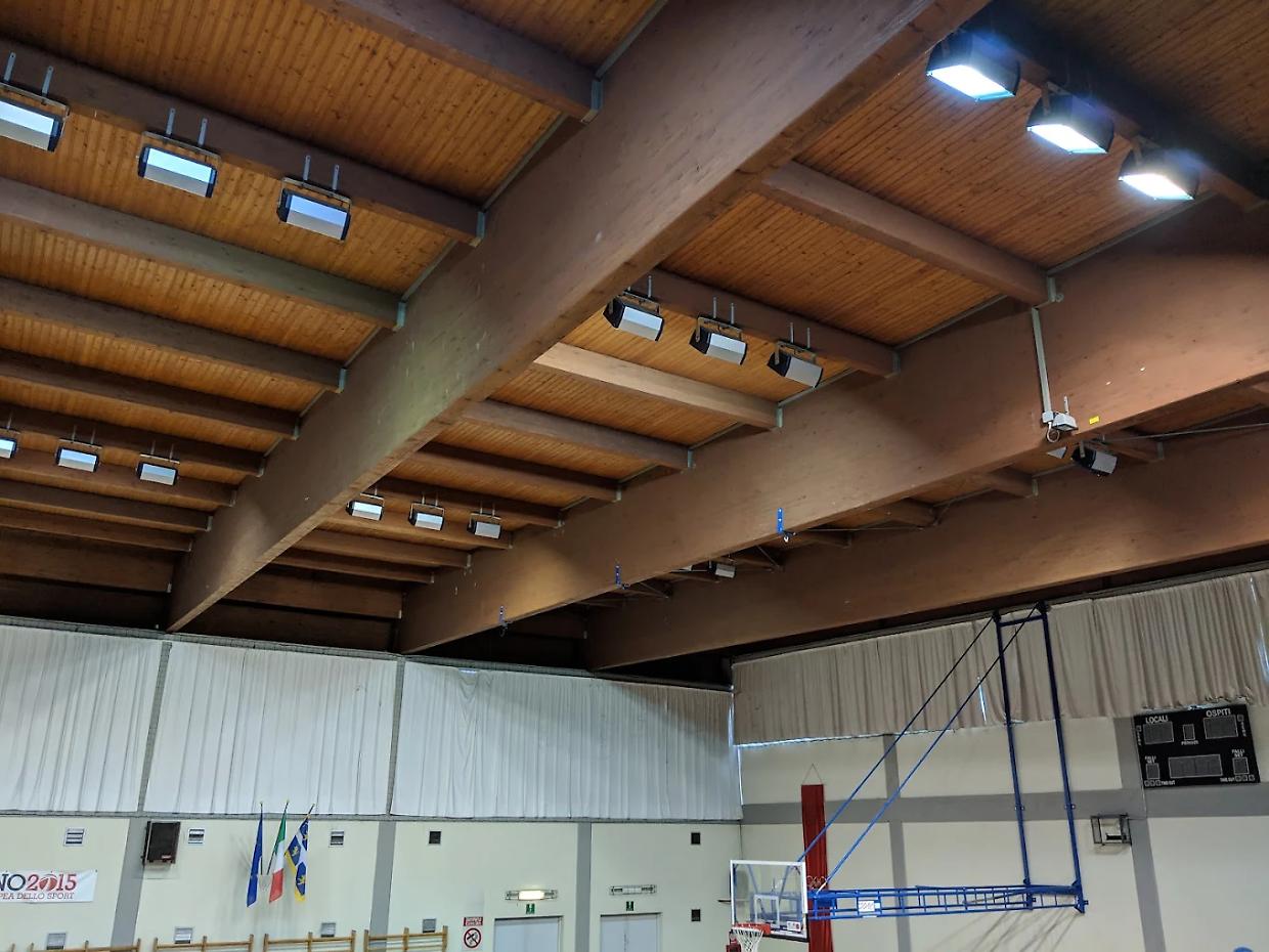 Palestra comunale di via Moncrivello, lavori sulla copertura previsti da settembre 2026