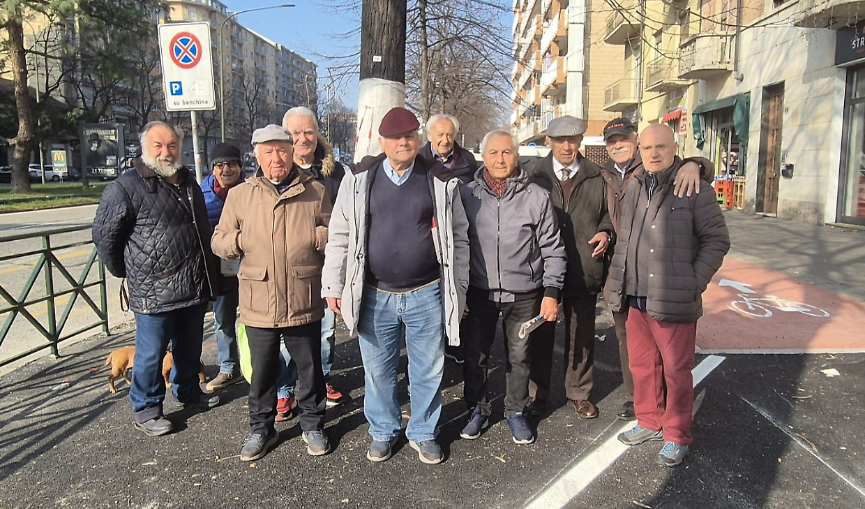 I "senior" del Lingotto protestano per l'addio alle panchine