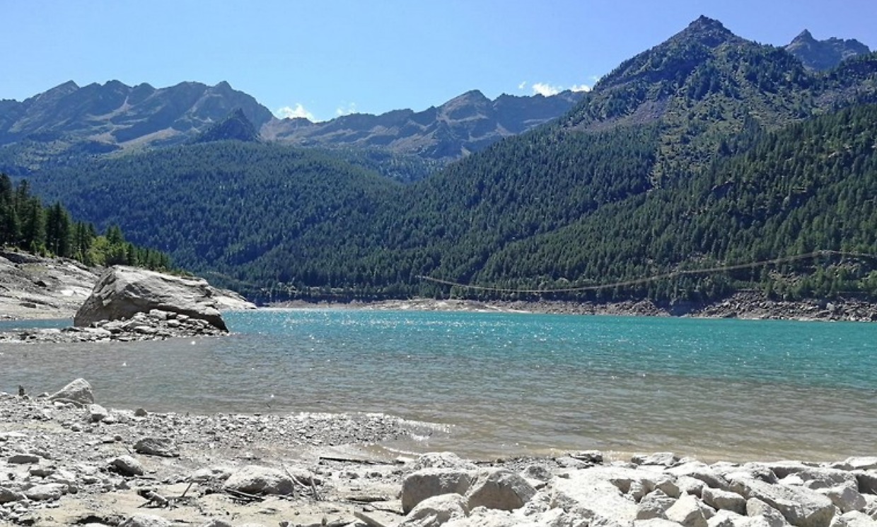 Ceresole Reale, il lago si ritira per scelta: manutenzione straordinaria e sicurezza in primo piano