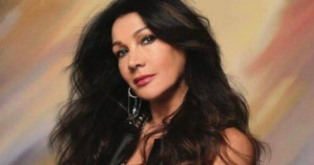 Luisa Corna bloccata a Dubai: &ldquo;Attacchi sopra le nostre teste&rdquo;