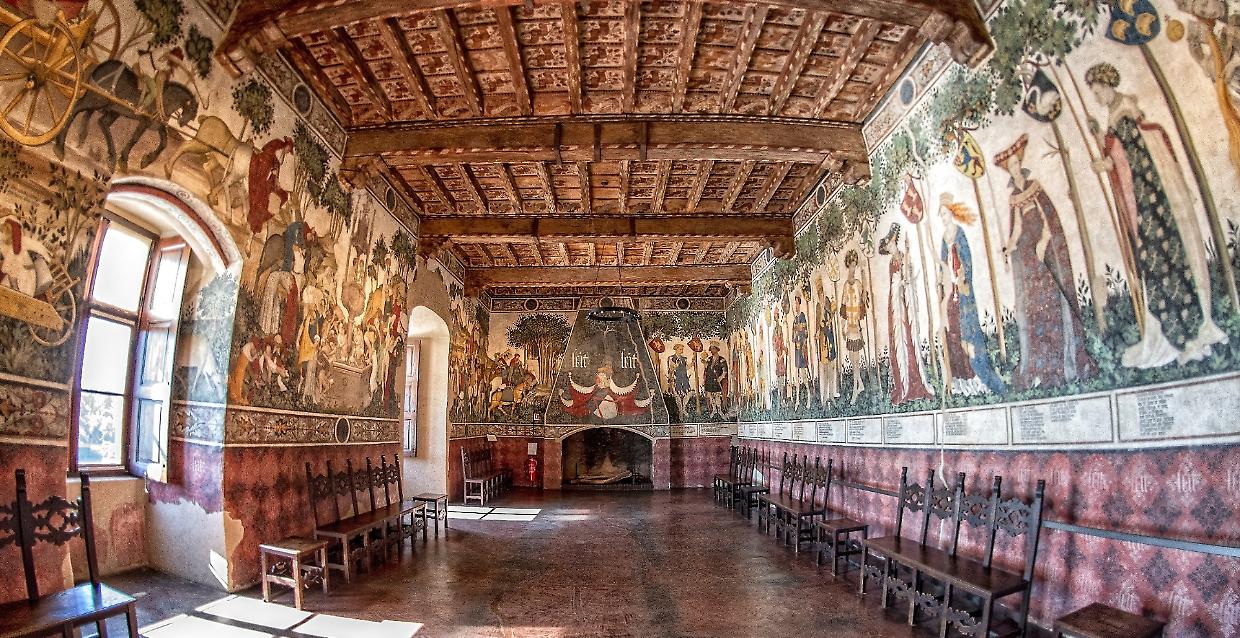 Castello della Manta: un tuffo nel medioevo a un&rsquo;ora da Torino