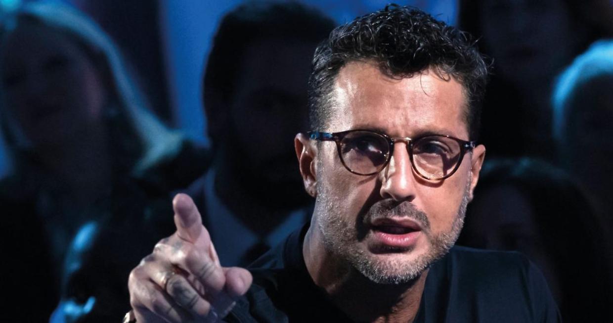 Nuova puntata di Falsissimo: Corona rilancia le accuse contro Signorini