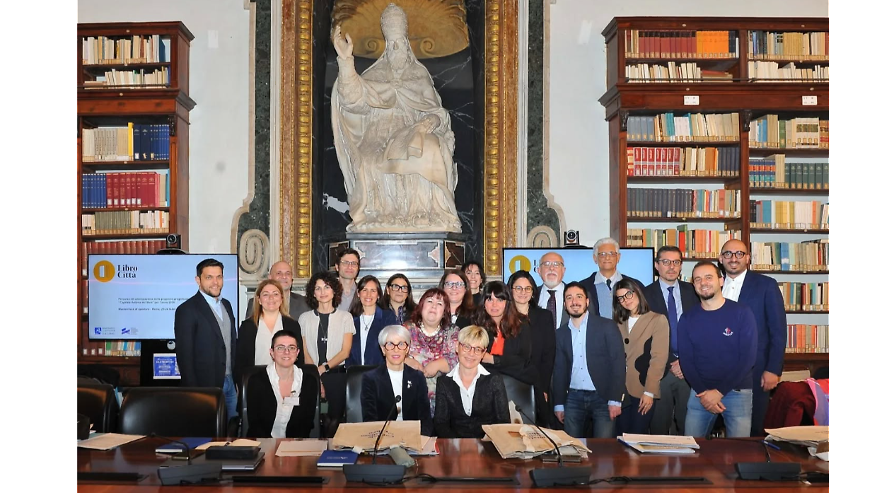 Carmagnola, il sogno di Capitale del Libro diventa realt&agrave; quotidiana grazie al progetto "Libro Citt&agrave;"