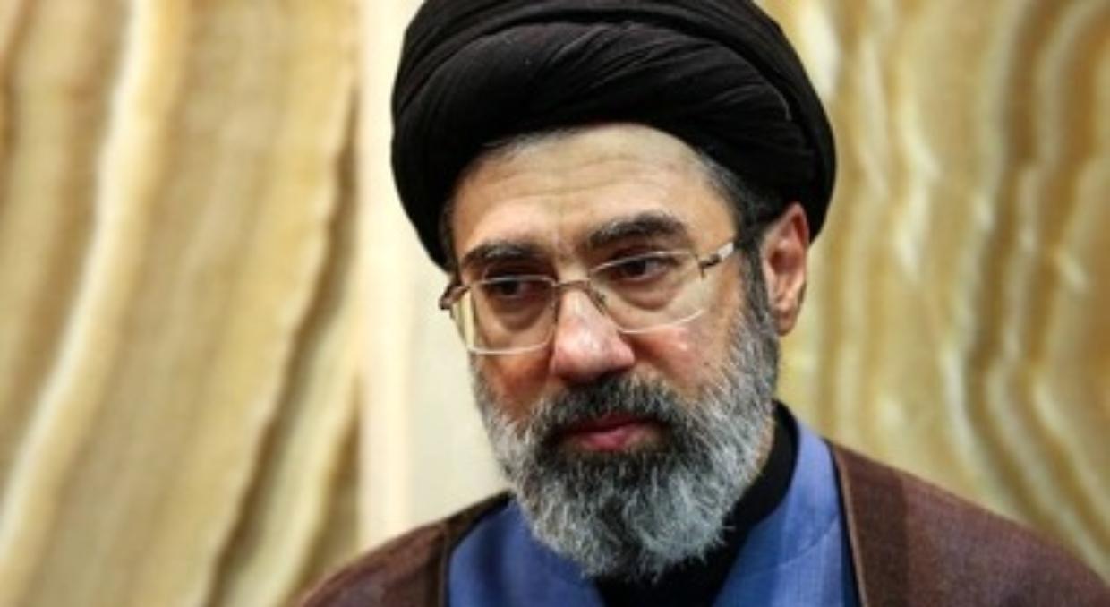Iran, Mojtaba Khamenei &egrave; la nuova Guida Suprema