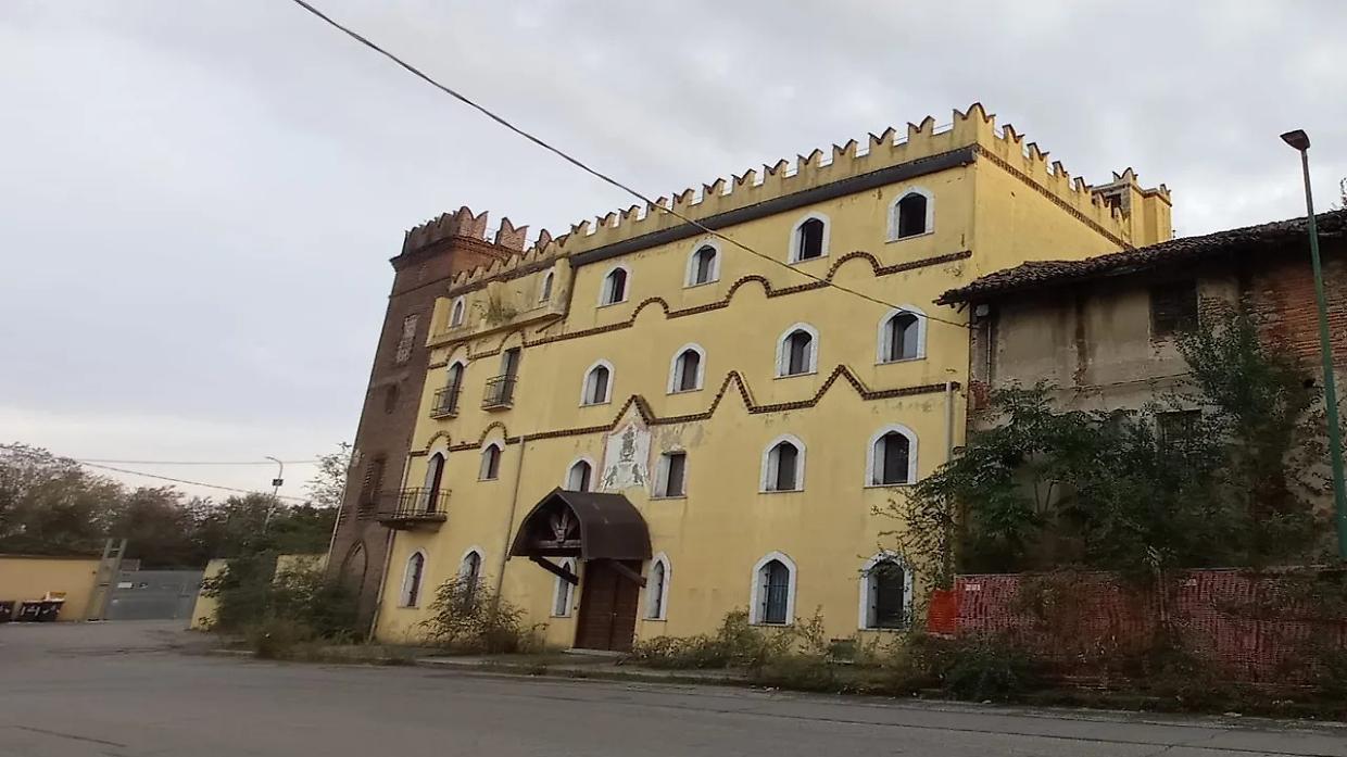 Torino, il Castello del Bramafame torna a vivere: cittadini uniti contro la mafia
