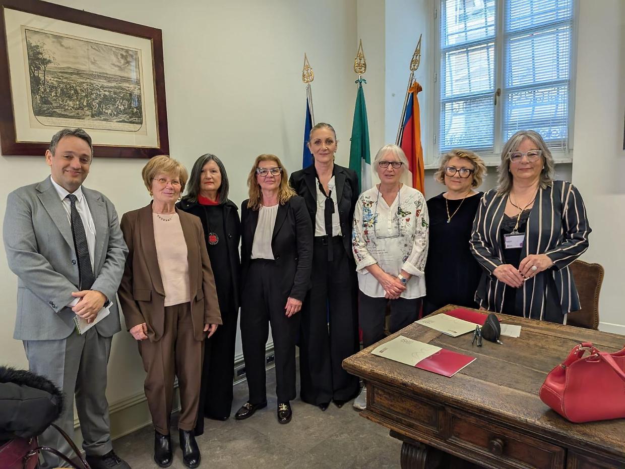 Dietro le sbarre, due volte fragili: il patto per non lasciare sole le donne e le madri detenute