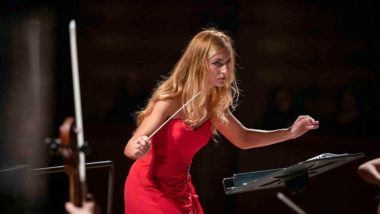 Beatrice Venezi alla guida musicale del Teatro La Fenice: incarico ufficiale da ottobre