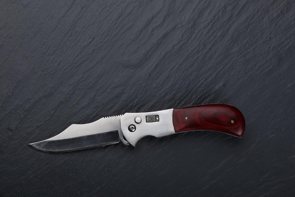 Omegna: ventenne denunciato per porto abusivo di coltello