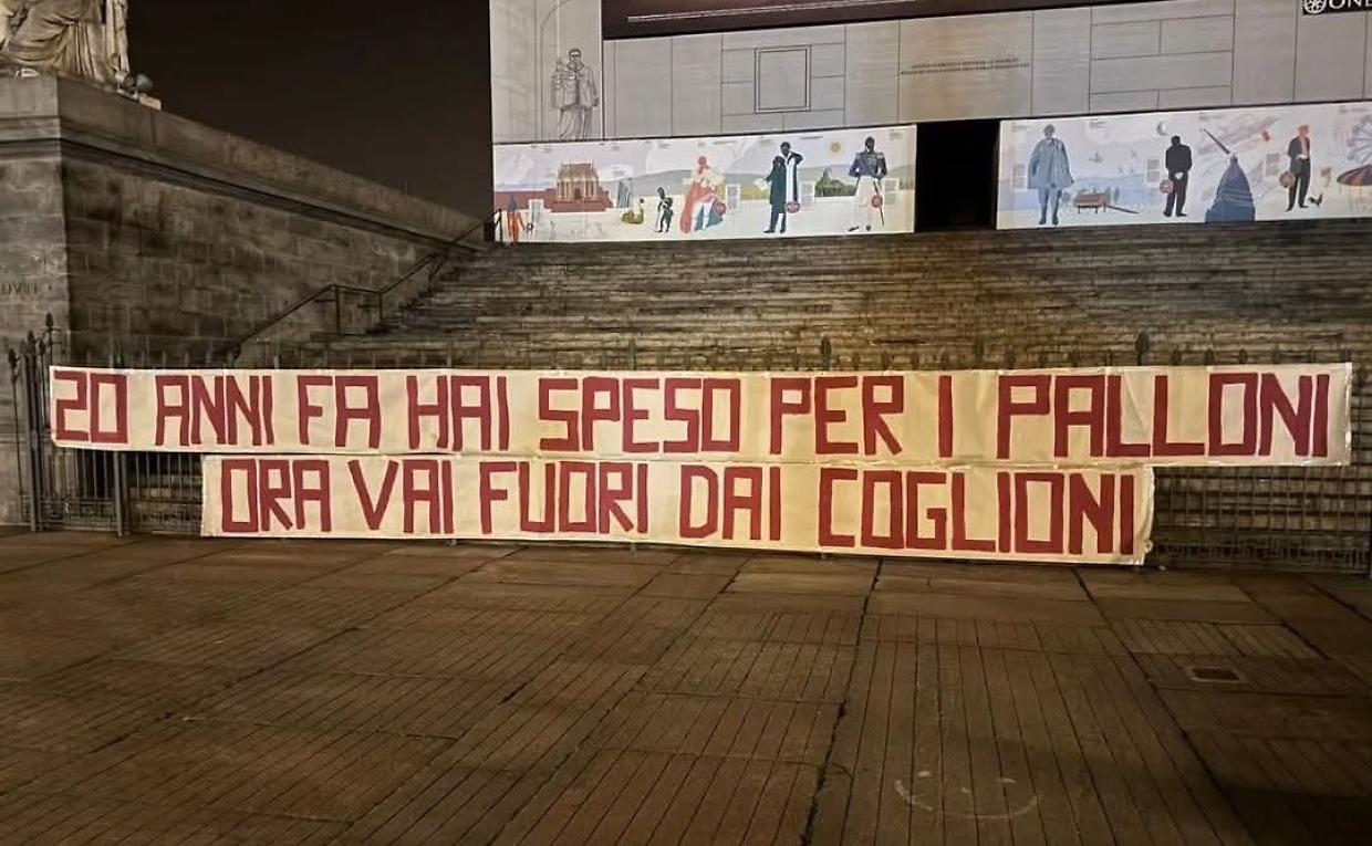 Dal letame al Fila allo striscione alla Gran Madre: tutti contro Cairo: "E a Superga il 4 maggio..."
