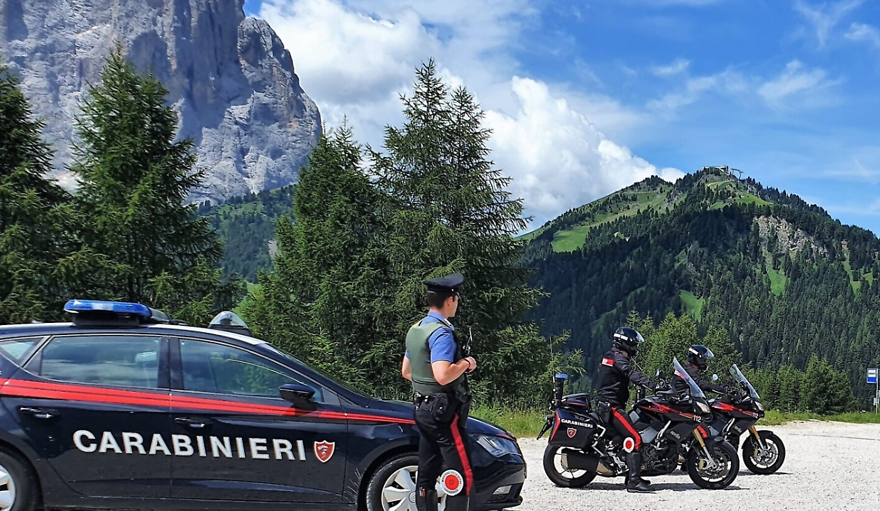 Finto maresciallo truffa pensionata a Valdilana: portati via 20mila euro