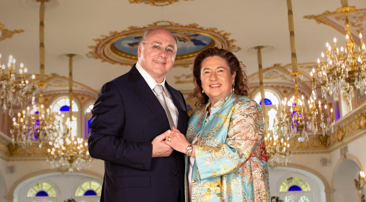 Il Castello delle Cerimonie resta aperto: decisione rinviata al tribunale ordinario