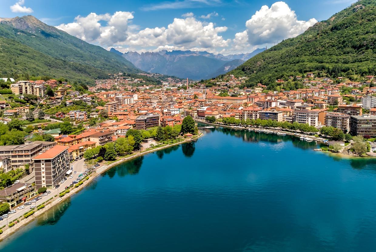 Relax vista acqua: 5 borghi imperdibili sui laghi piemontesi per la primavera