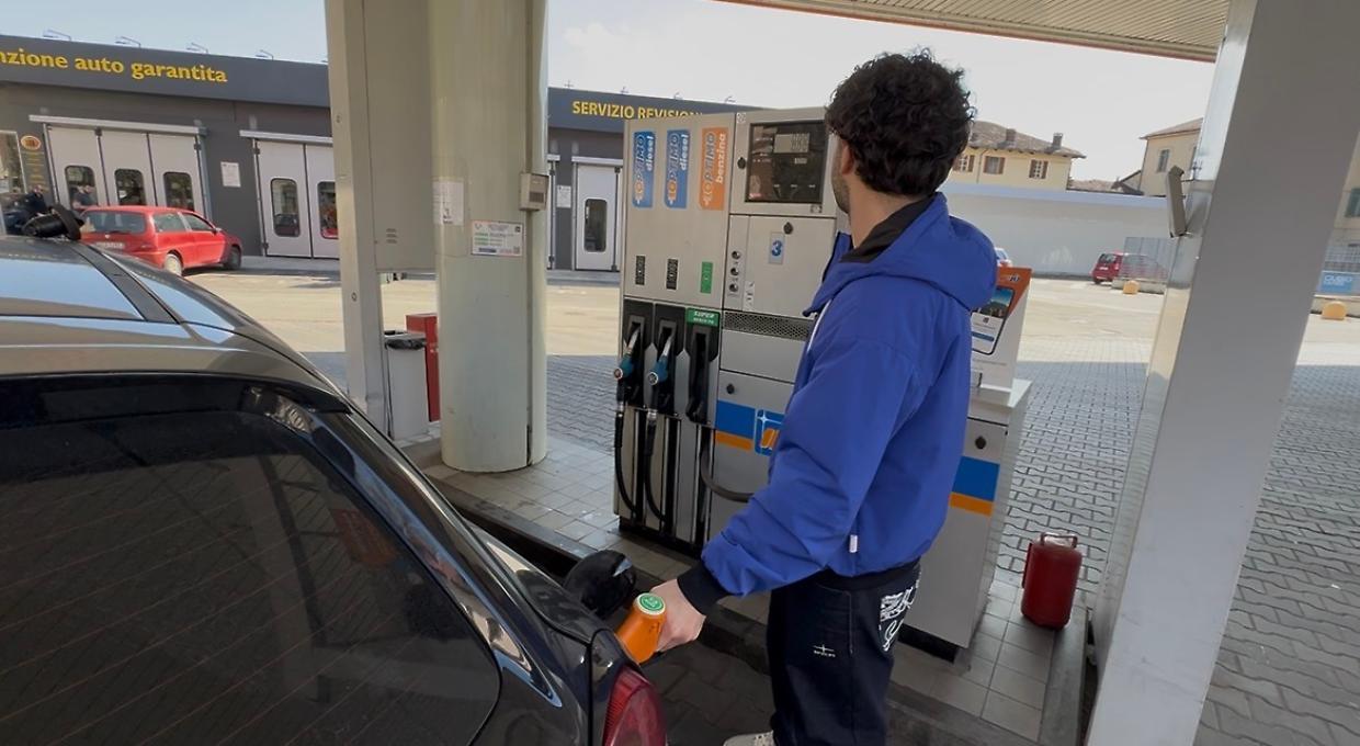 Rincaro benzina: il &ldquo;tour&rdquo; nei distributori torinesi