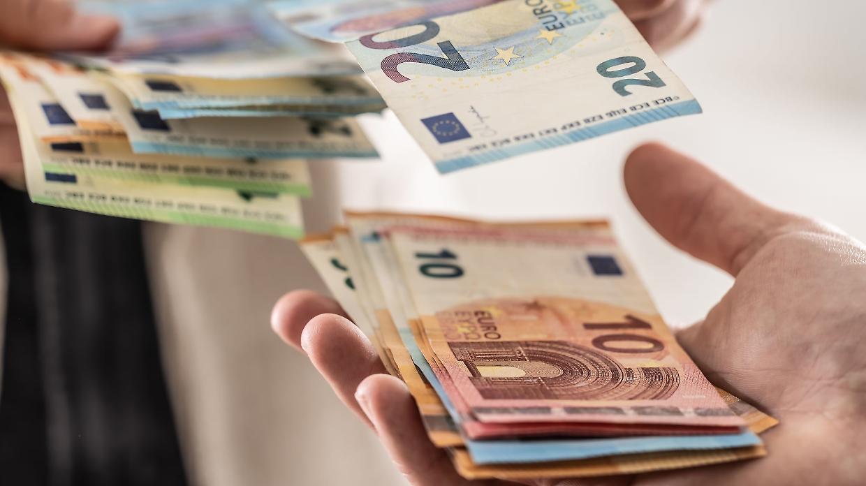 Pensioni, scatta il recupero del "bonus per errore": 15mila coinvolti, ecco come restituire le somme