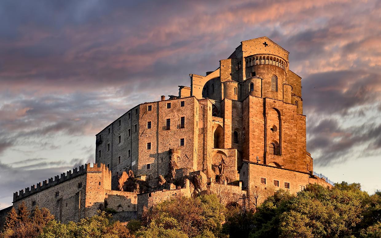 Le 8 chiese romaniche pi&ugrave; belle del Piemonte: un viaggio tra abbazie, silenzi e panorami mozzafiato