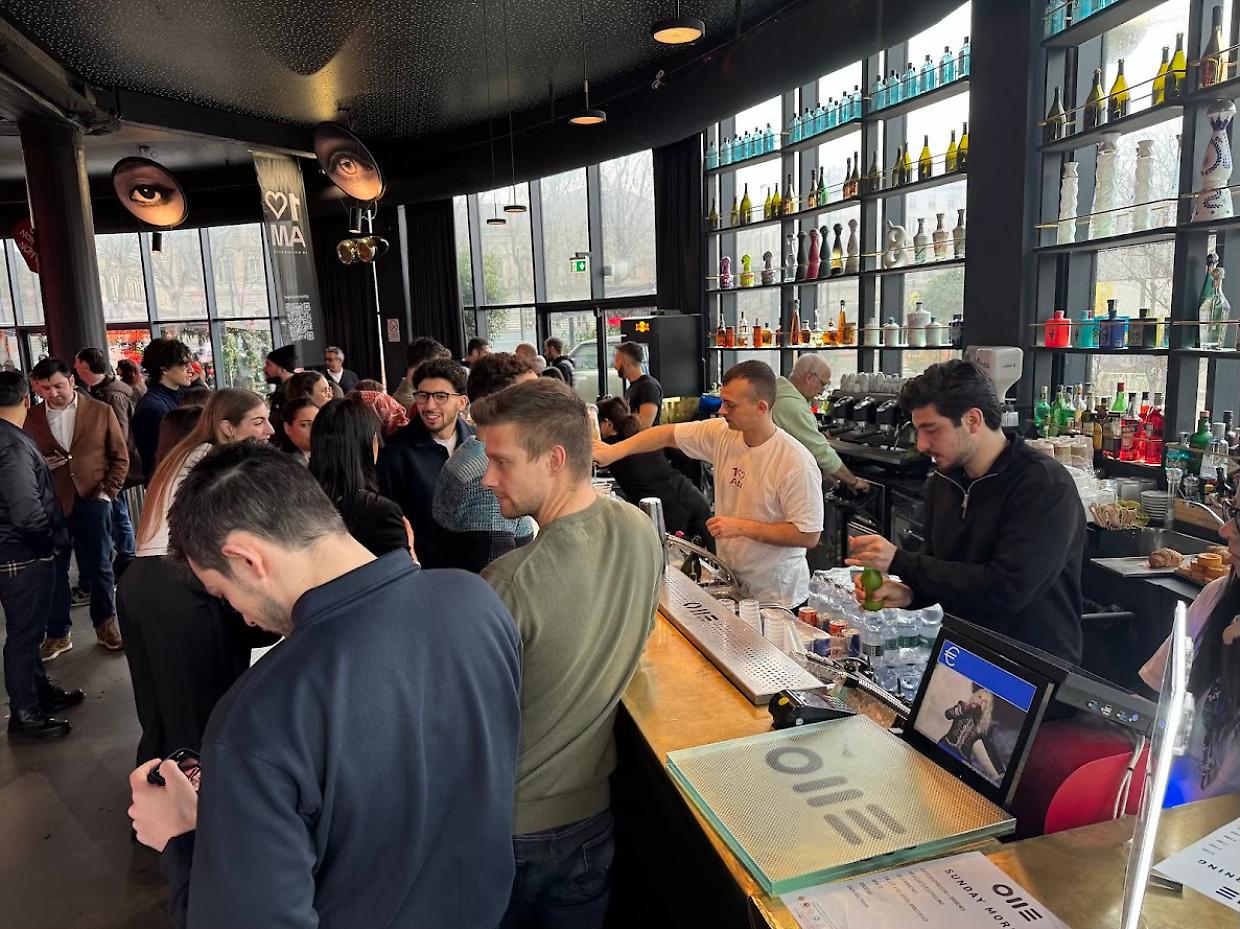 "Sotto cassa" con il cappuccino: il successo al One Torino