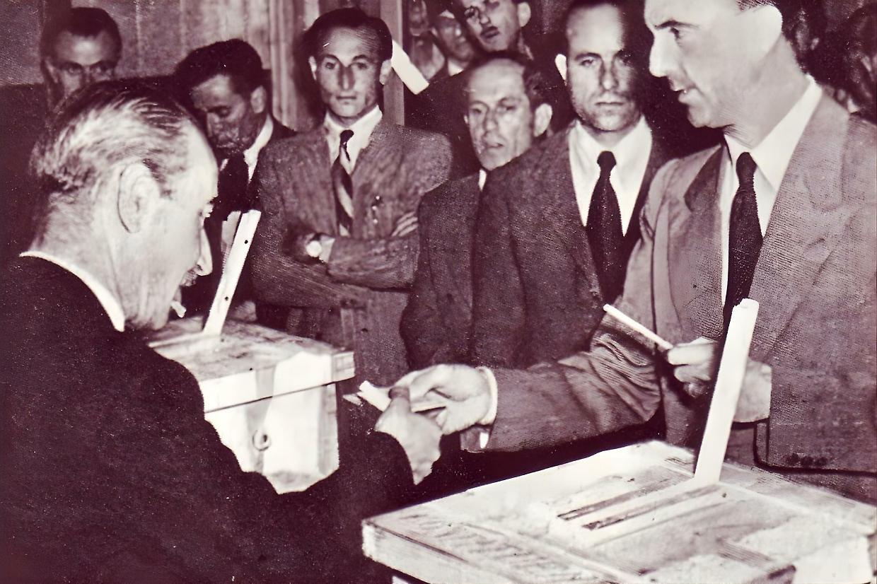 In 80 anni votati 78 referendum, italiani alle urne per 26 volte