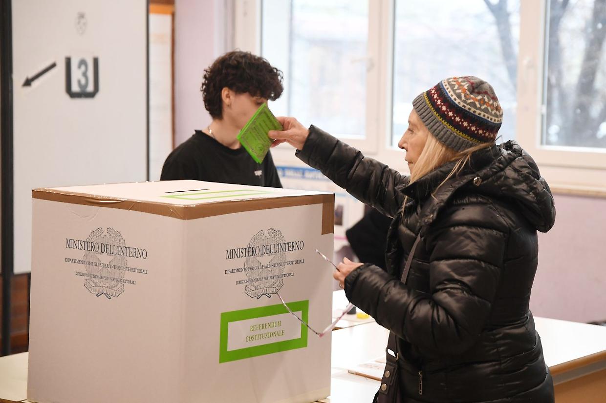 Seggi elettorali chiusi, ma la partita  &egrave; aperta...e Lo Russo gongola