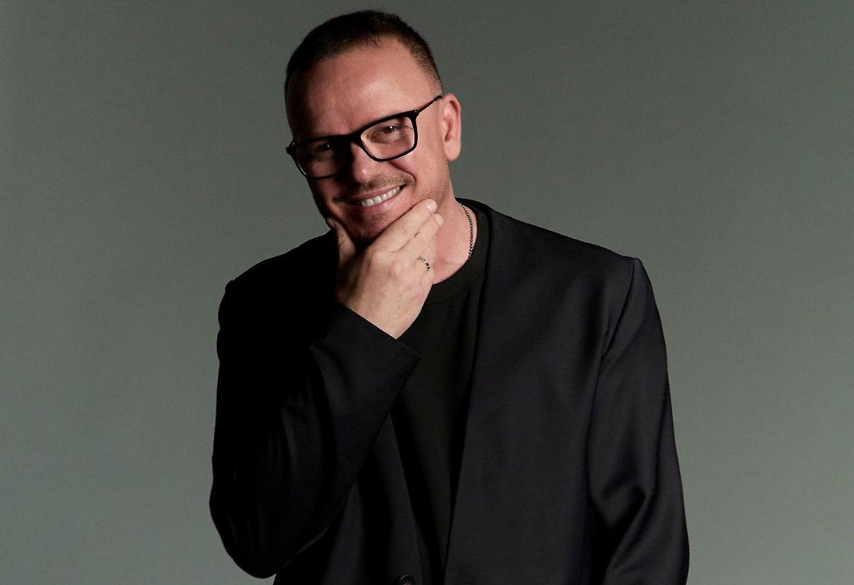 Da "Amici" di Maria De Filippi all'Inalpi Arena di Torino: Gigi D'Alessio canta con "Nuje"