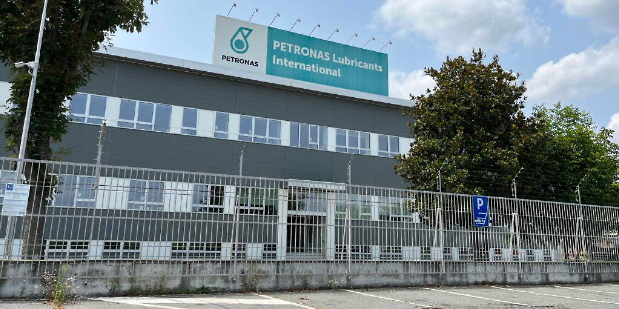 Petronas, 70 esuberi tra Villastellone e Santena: timori per il futuro dello stabilimento