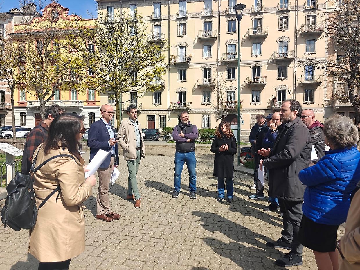 Scippi e rapine in pieno giorno