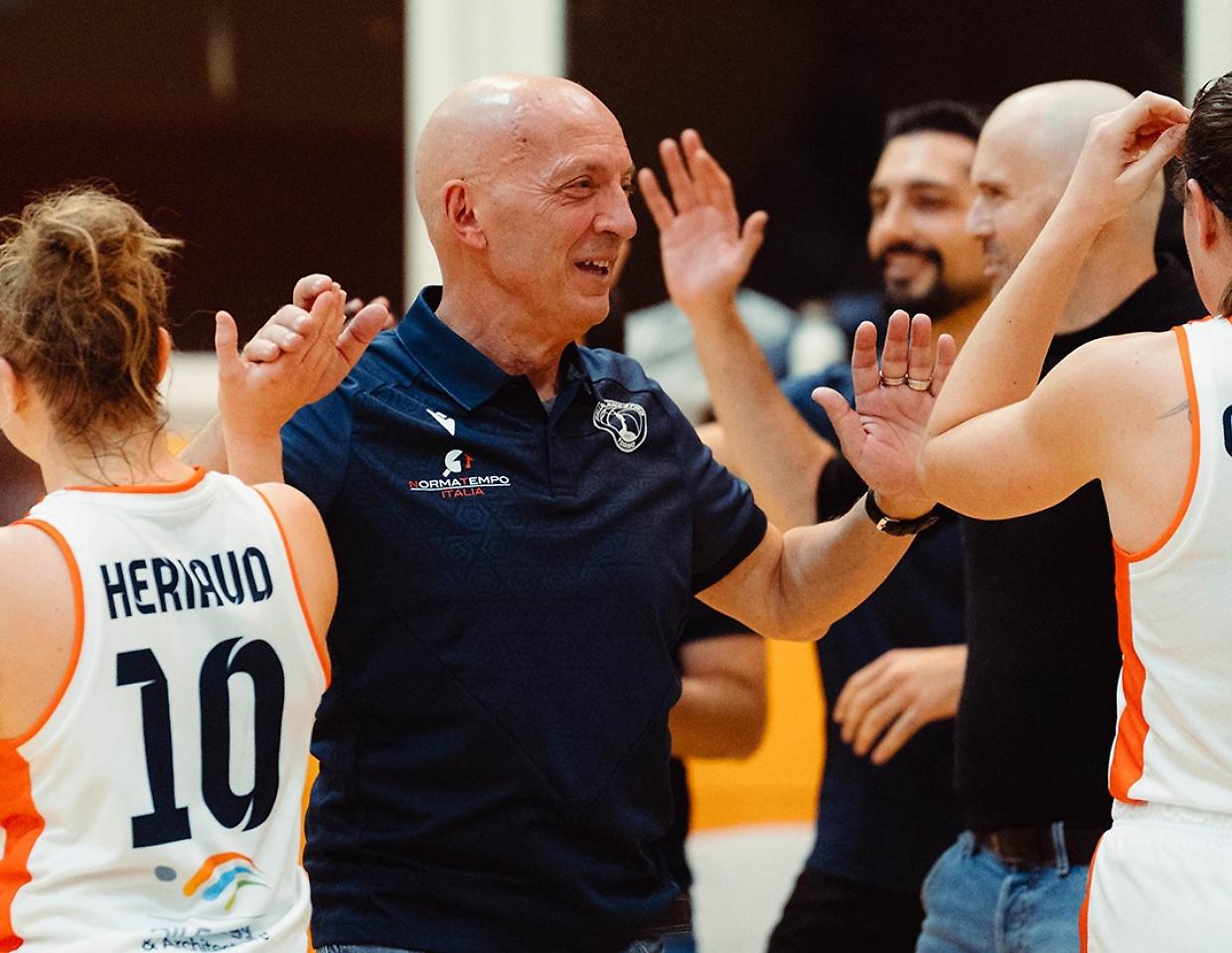 La Normatempo Italia Pallacanestro Torino fa l'impresa, dominando a Costa Masnaga