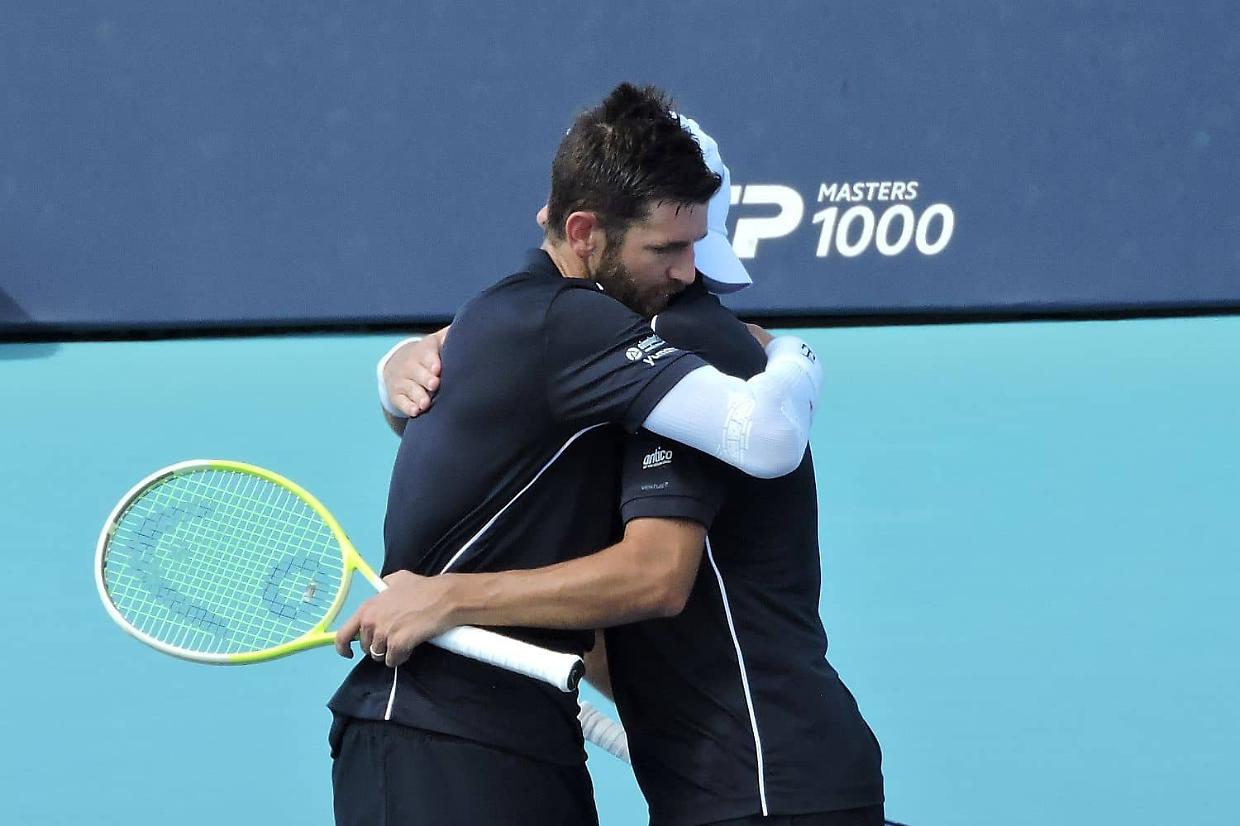 Simone Bolelli e Andrea Vavassori conquistano il primo titolo in un Masters 1000, a Miami travolgono Harri Heliovaara e Henry Patten