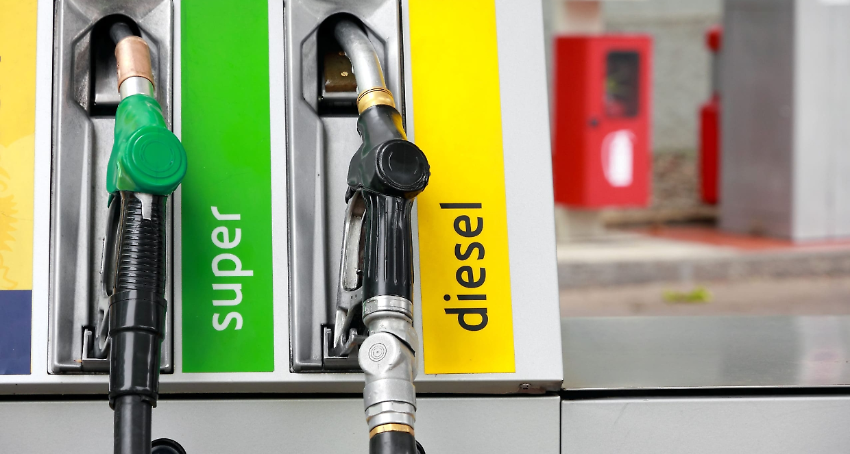 Diesel alle stelle: rincari record fino a 2,7 euro
