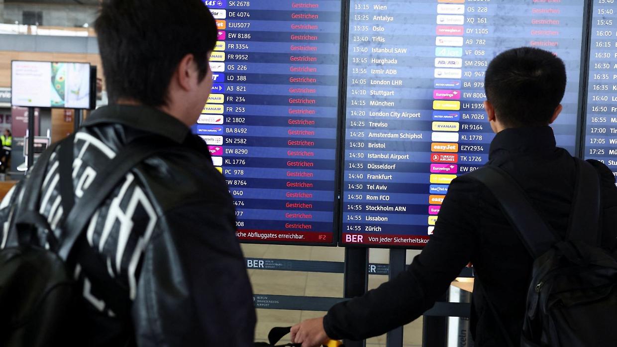 Emergenza italiana senza precedenti: -20% prenotazioni e 100 milioni di perdite per la guerra in Iran