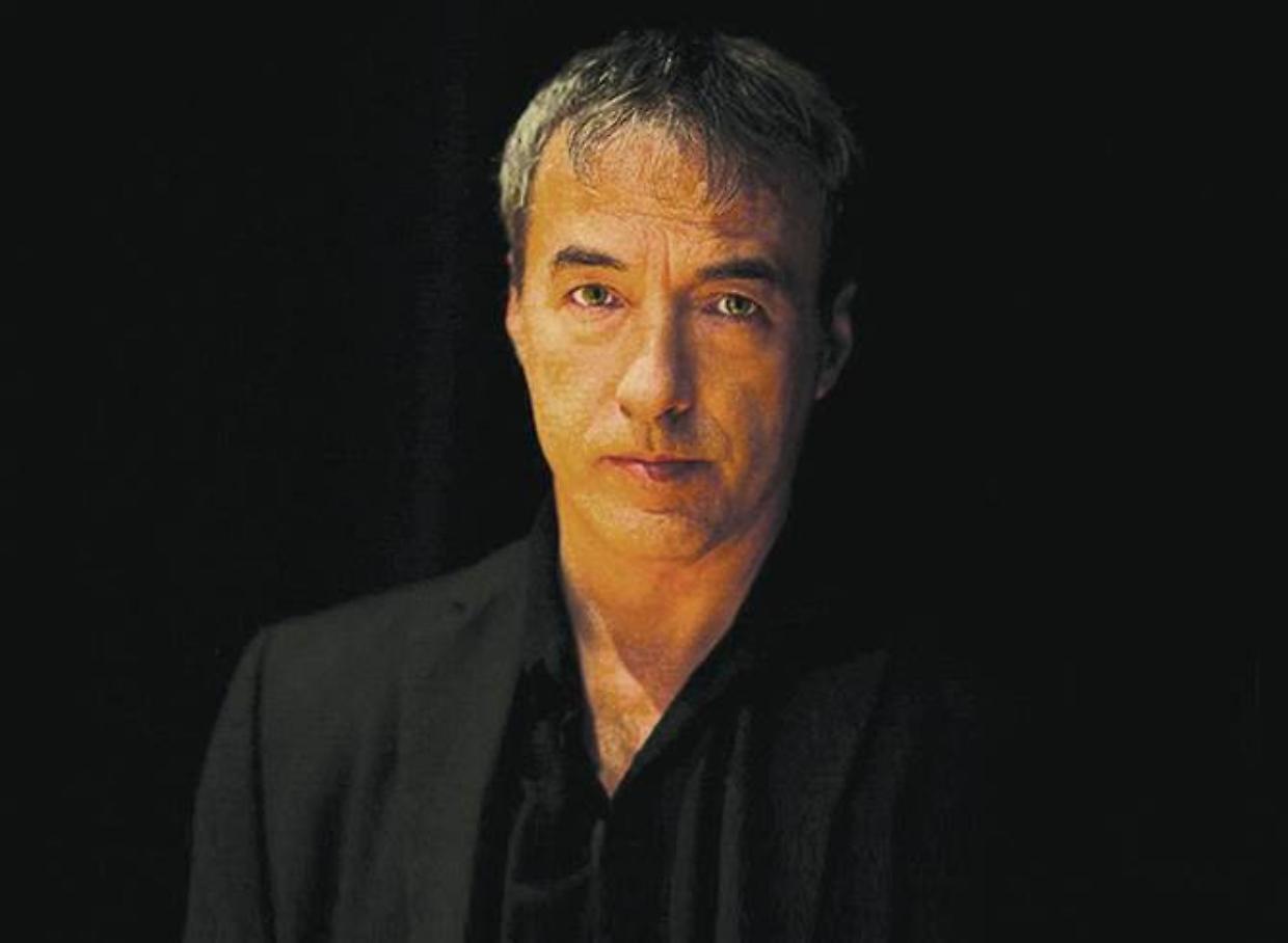 &Egrave; morto David Riondino, addio all&rsquo;artista dell&rsquo;improvvisazione tra teatro, musica e satira