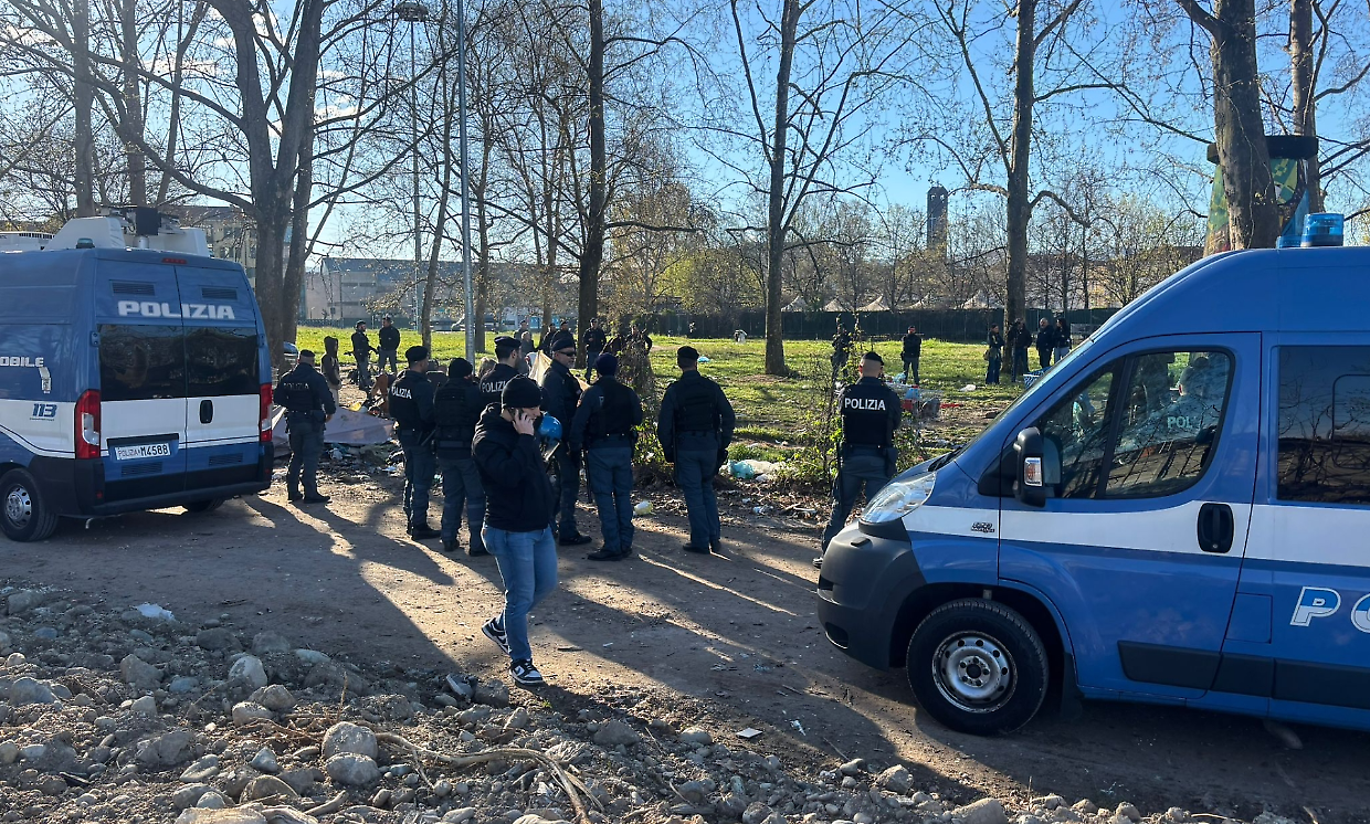 Il blitz della polizia al Sempione