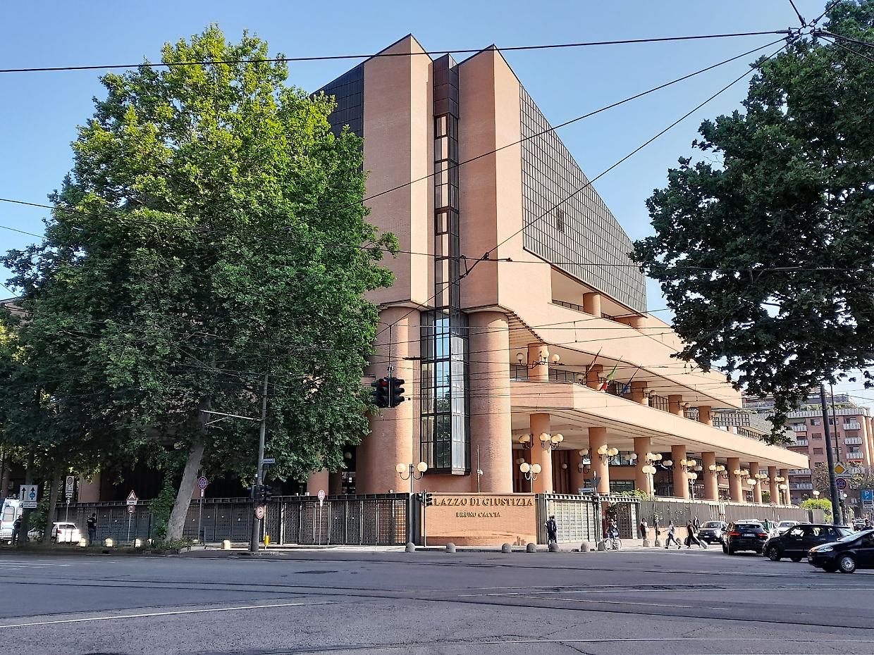 Grugliasco, condannato ex consigliere comunale per aver ferito un vicino