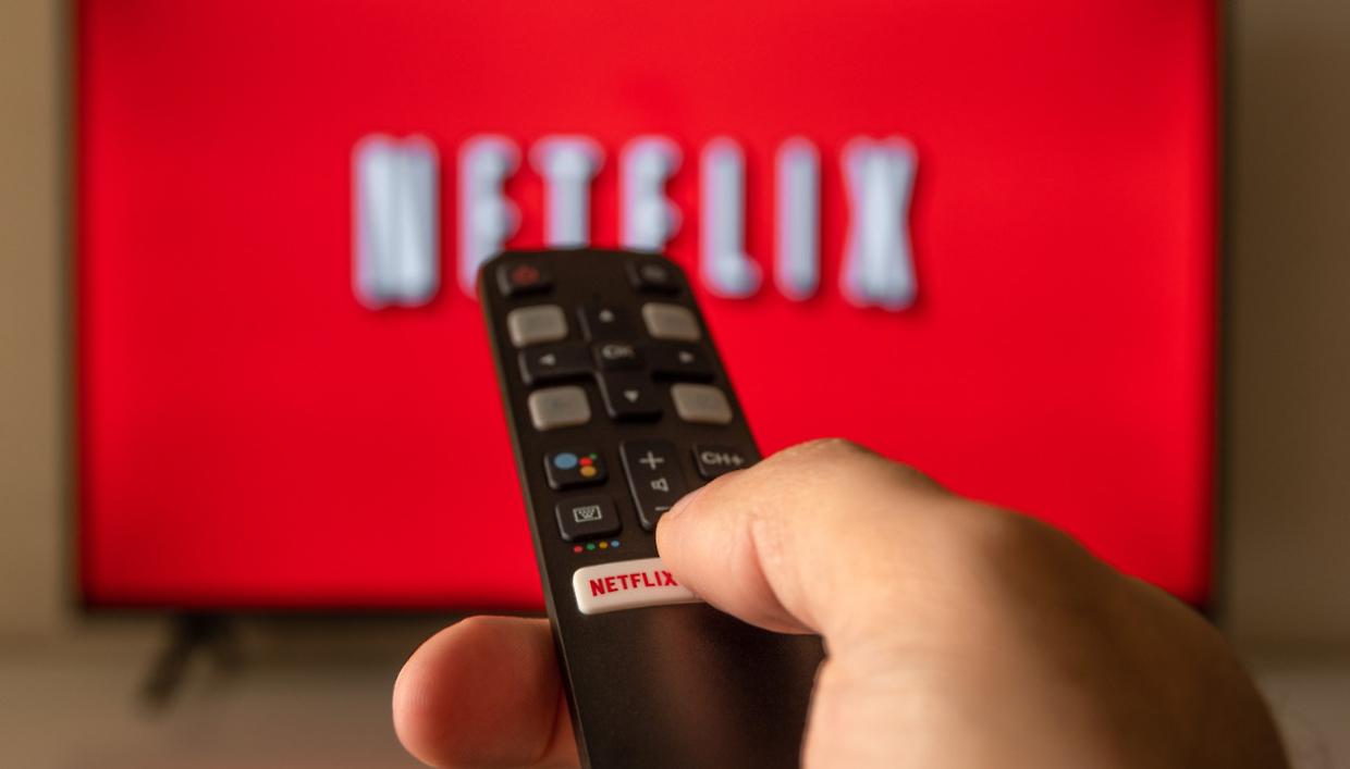 Netflix alza i prezzi: tutti i piani diventano pi&ugrave; cari