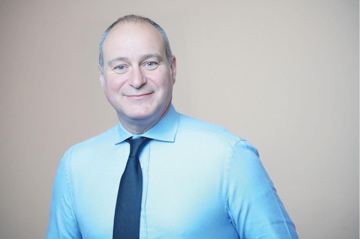 Cade in bici su una strada dissestata e muore, chiesti due anni per l&rsquo;ex sindaco 