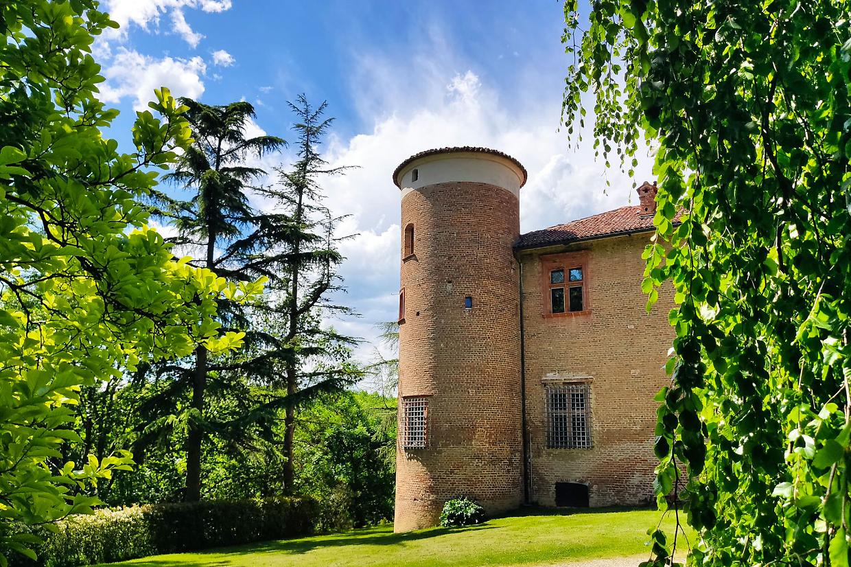 Quattro Torri Arignano