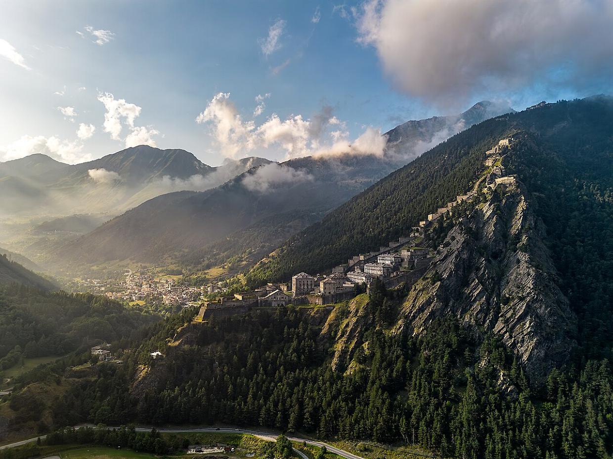 In Piemonte c&rsquo;&egrave; la &ldquo;muraglia cinese italiana&rdquo;: &egrave; la fortezza pi&ugrave; grande d&rsquo;Europa