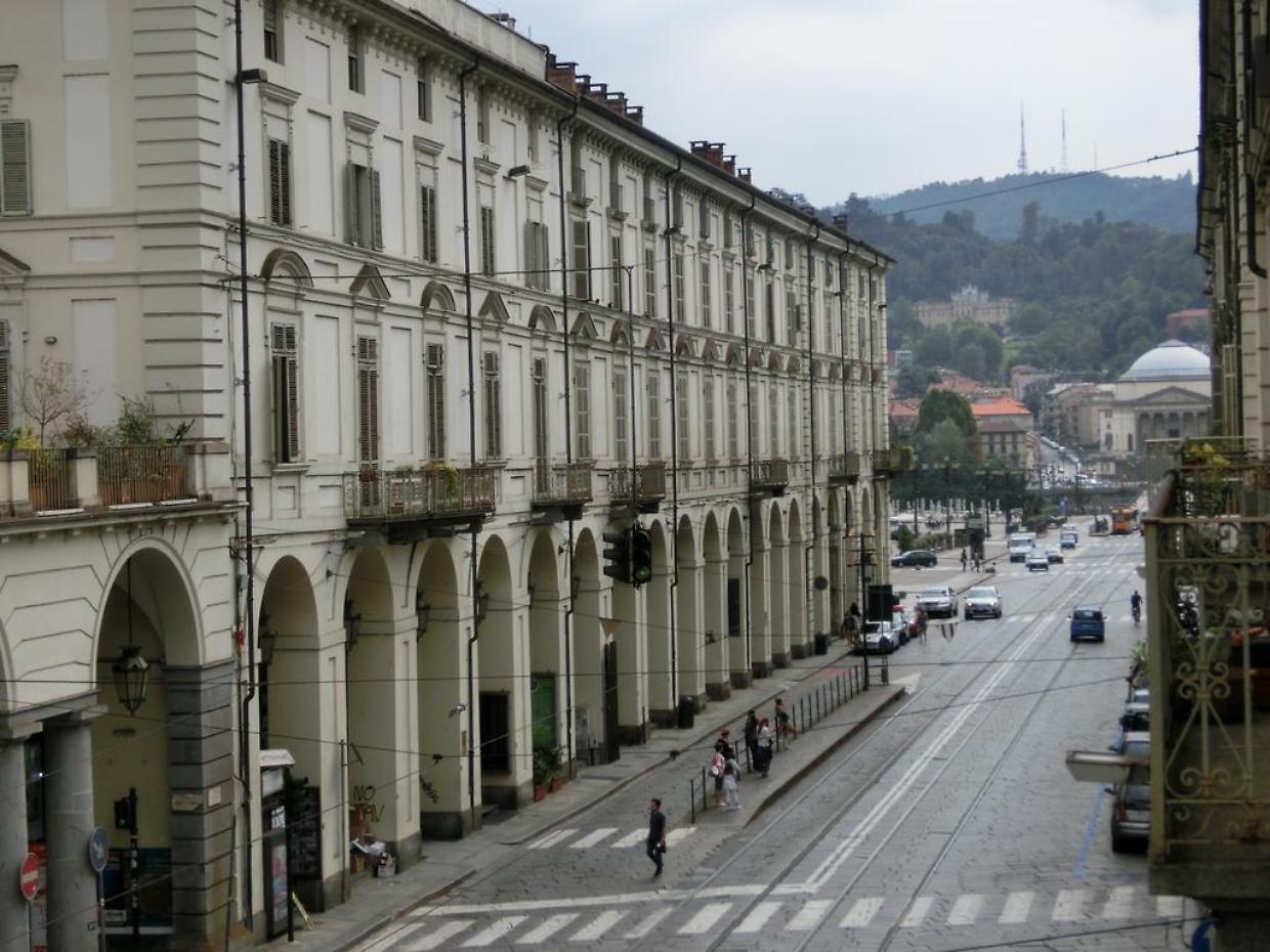 Via Po, il dettaglio che pochi notano