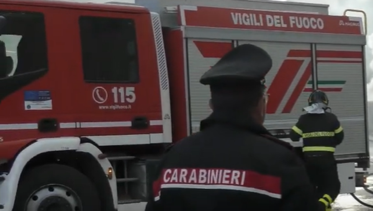 Incendio in abitazione, donna salvata dai Carabinieri nel Pavese
