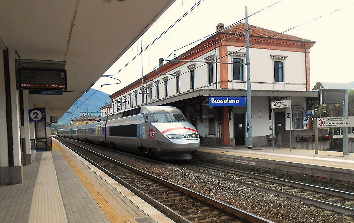Bussoleno, aziona il freno d&rsquo;emergenza sul treno: denunciato un 21enne