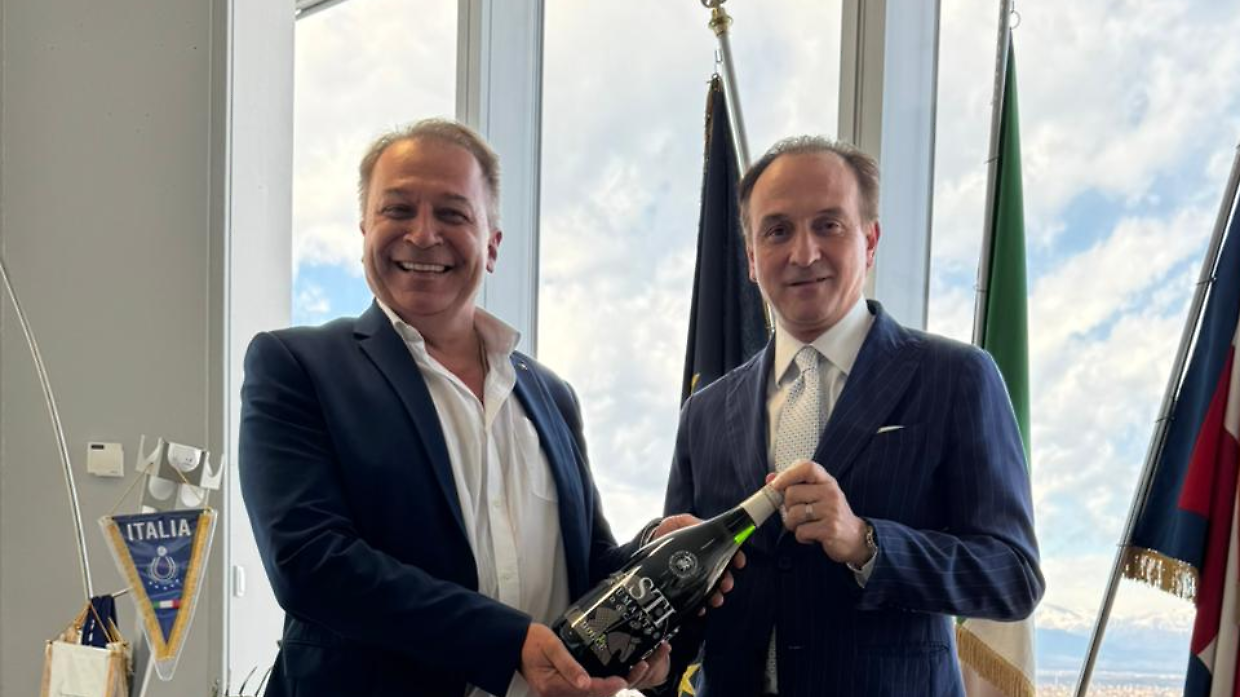 Asti Docg incoronato Vino Piemontese dell&rsquo;Anno 2026