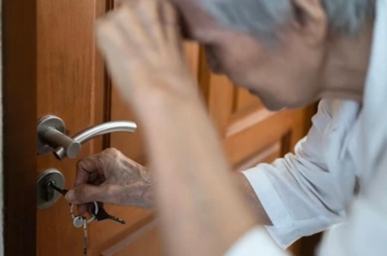 "L'acqua &egrave; avvelenata": finti agenti seminano il panico tra Givoletto e la Val Ceronda