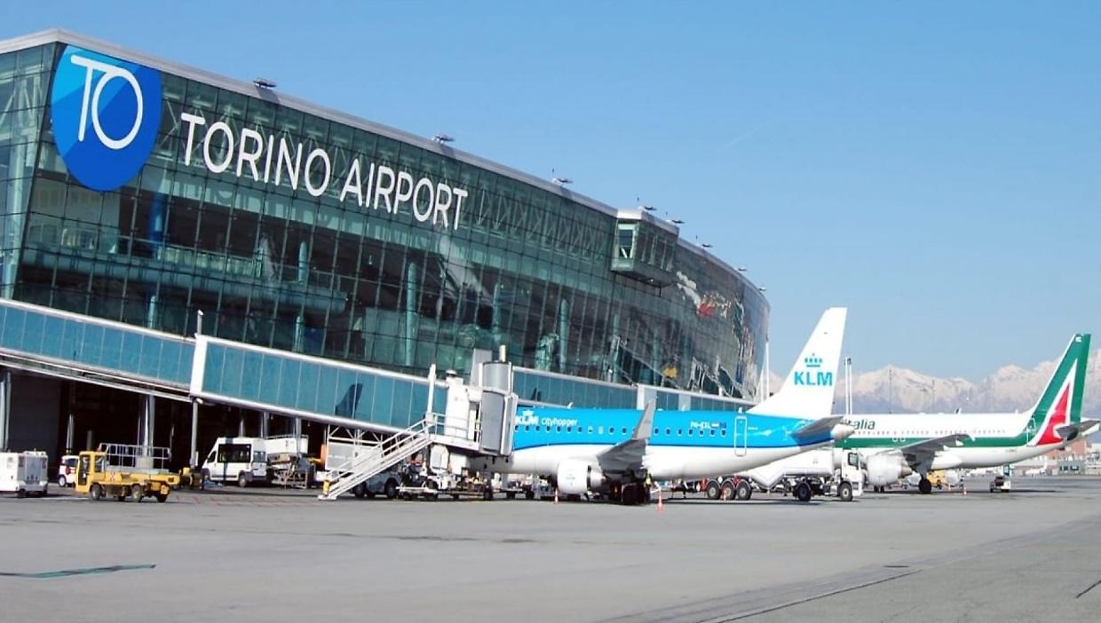 Caselle, anziana perde 2.000 euro ai controlli: recuperati e restituiti dalla polizia